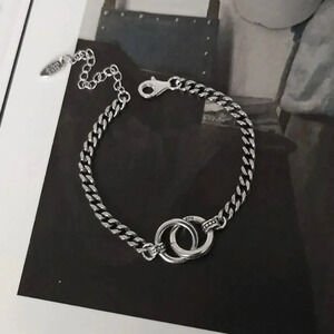 Polished Silver Interlocking Ring Chain Bracelet